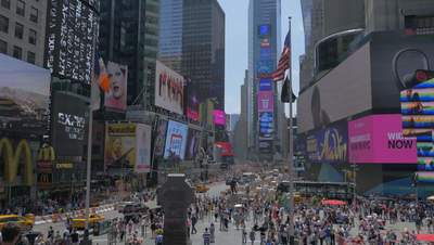 Busy Times Square Sidewalk - Free HD Video Clips & Stock Video Footage ...