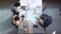 Uma reunião em uma empresa start-up