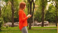 Profil millénaire avec un message de saisie de gadget à l&#39;extérieur