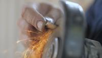 Grinding Machine to Process Metal